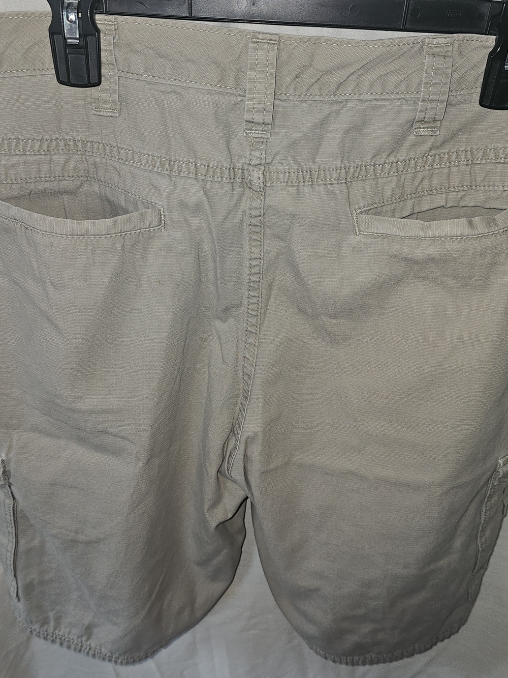Wrangler Men's Cargo Shorts in Light Khaki - Picture 4 of 5